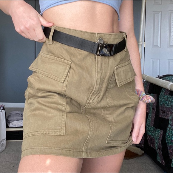 TOPSHOP MINI SKIRT - Picture 4 of 5